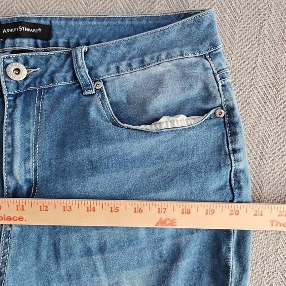 Ashley Stewart Jeans Size 14 Medium Wash Rhinestone Raw Edge Bootcut Leg 147502 - Picture 15 of 16